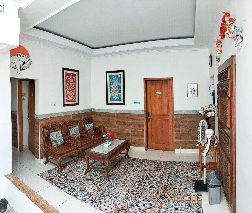 The Cabin Purwokinanti Hotel Джокьякарта Экстерьер фото